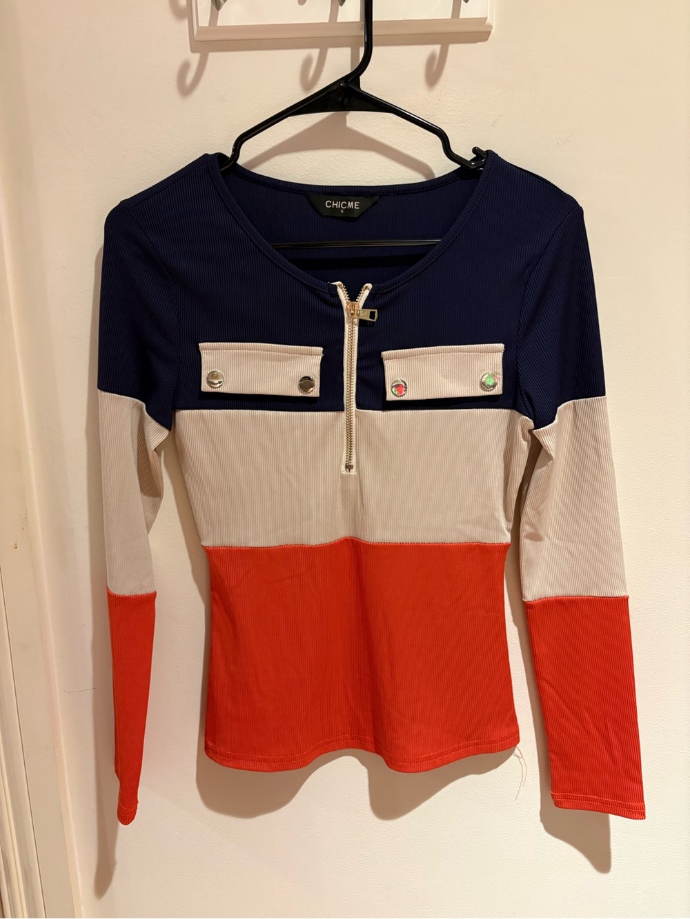 chic Navy Ribbed Knit Top with Black Label
